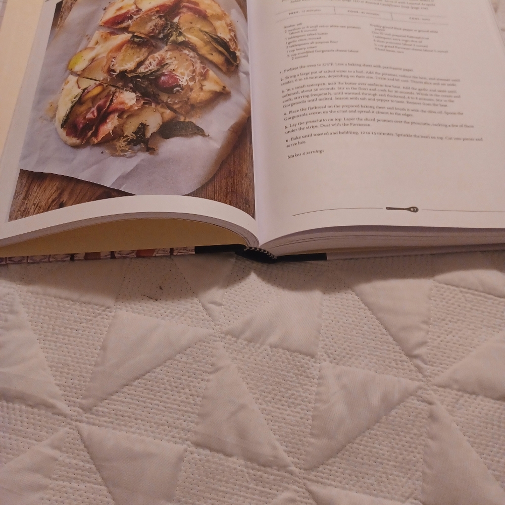 Cook book - Picture 2 of 5